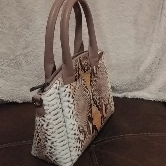 hand bag - Picture 4 of 7